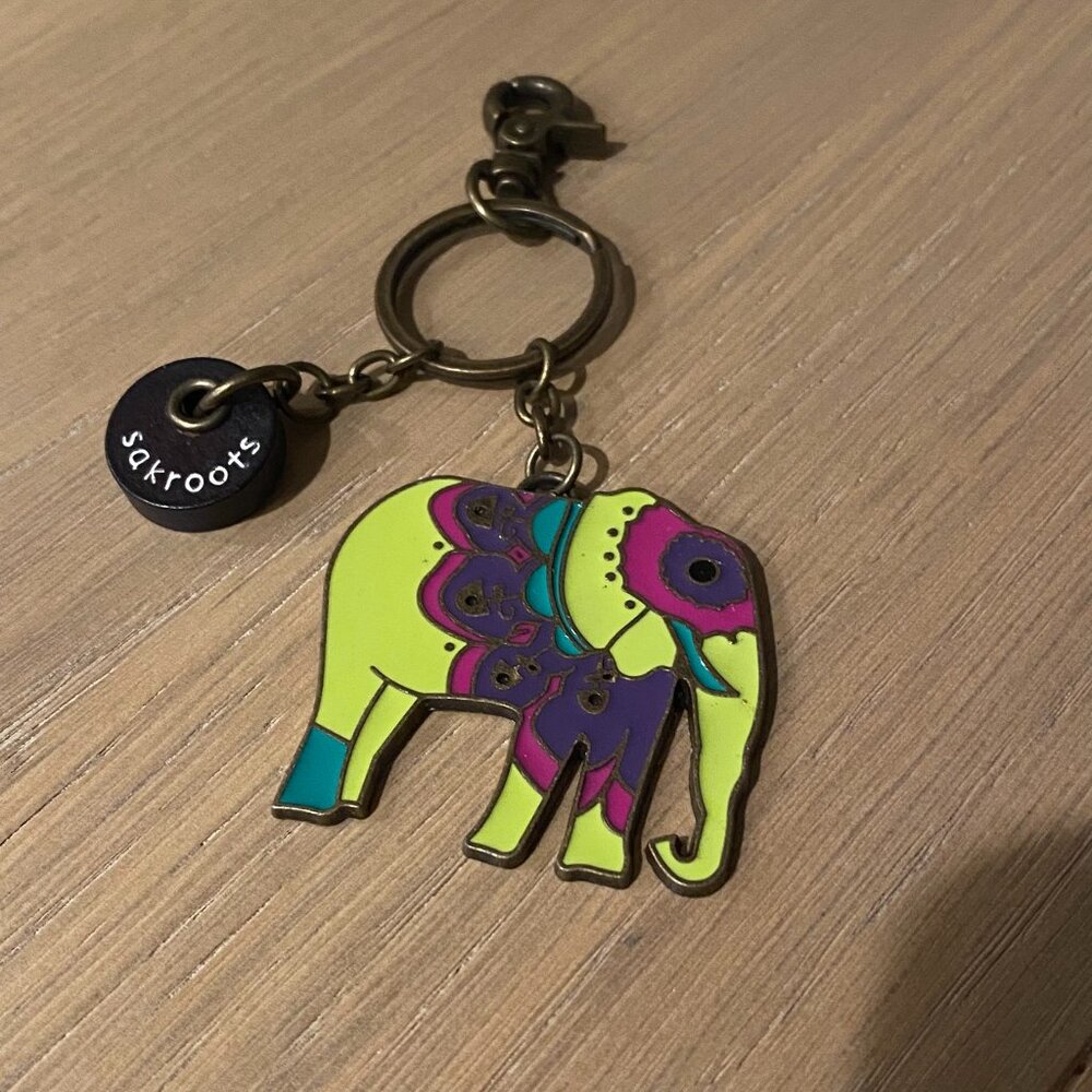 SKAROOTS Enamel Elephat Keychain Fob Purse Charm - Picture 10 of 10